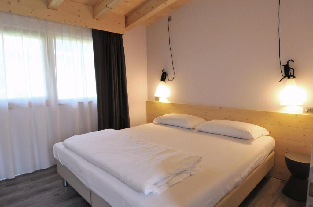 Bungalows Chalets Lago Di Molveno Rom bilde